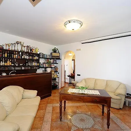 Sleeps 20 Pool Air Con Wifi Villa *