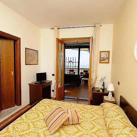 Sleeps 20 Pool Air Con Wifi