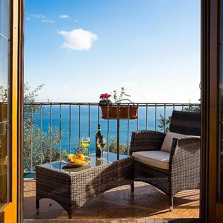 Sleeps 20 Pool Air Con Wifi *