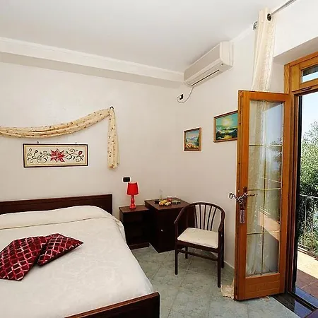 Villa Sleeps 20 Pool Air Con Wifi Amalfi