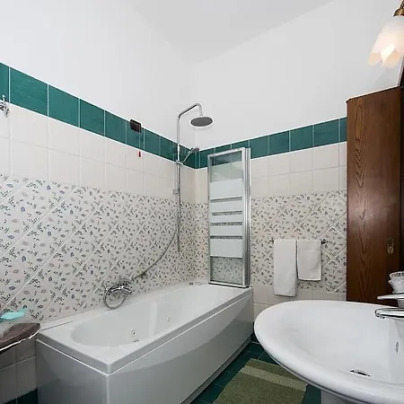 Sleeps 20 Pool Air Con Wifi Villa Amalfi